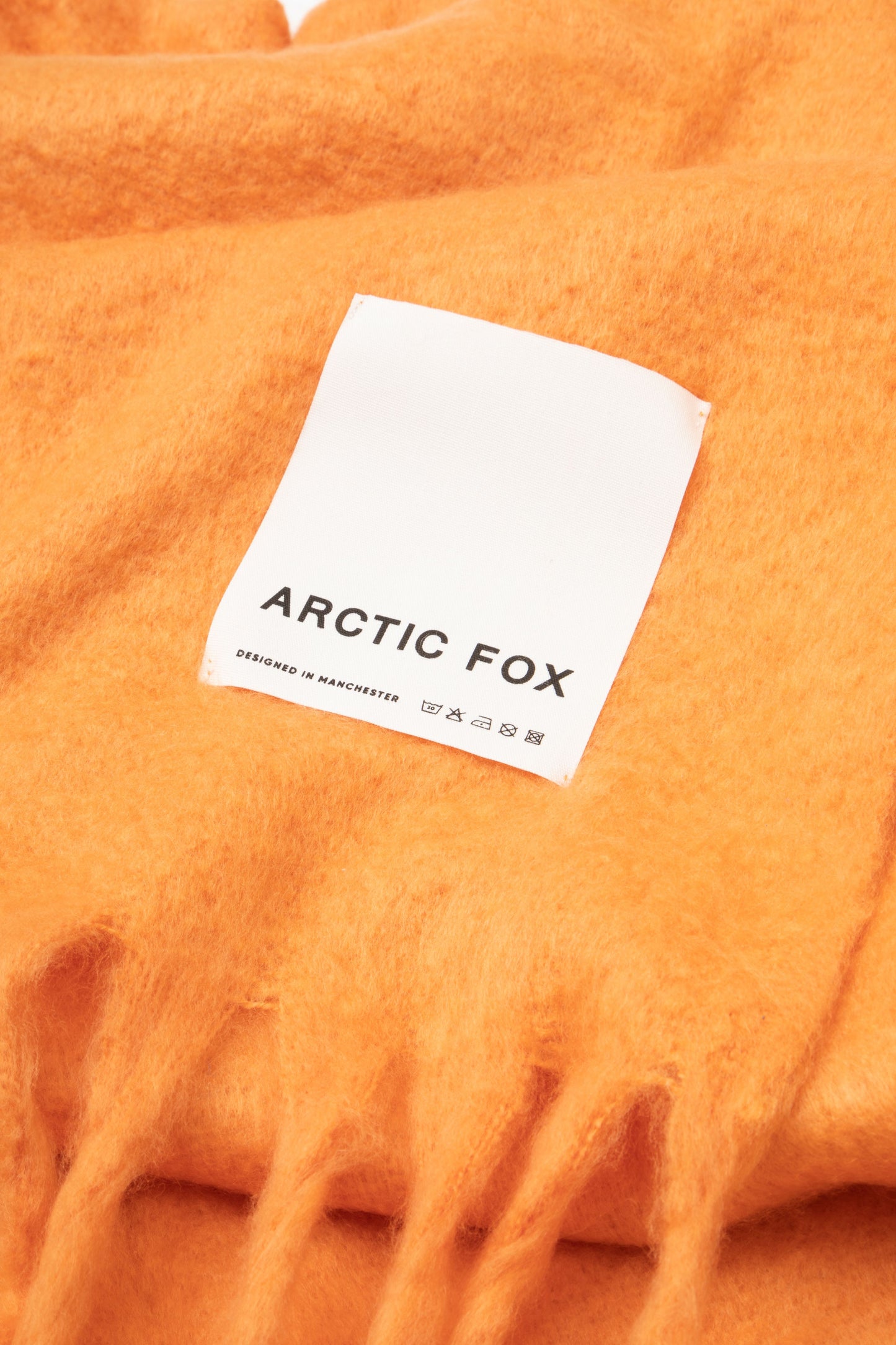 THE REYKJAVIK THROW | APRICOT
