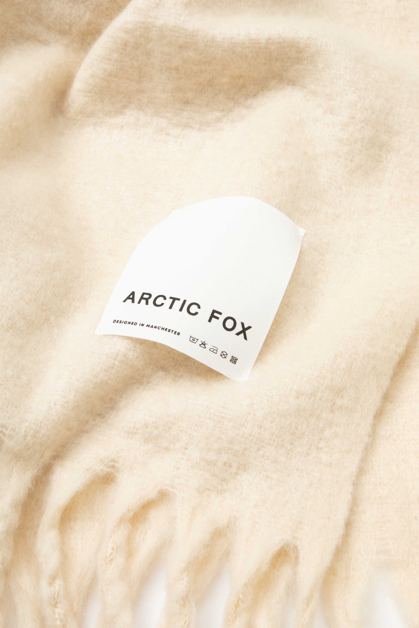 THE REYKJAVIK THROW | CREAM