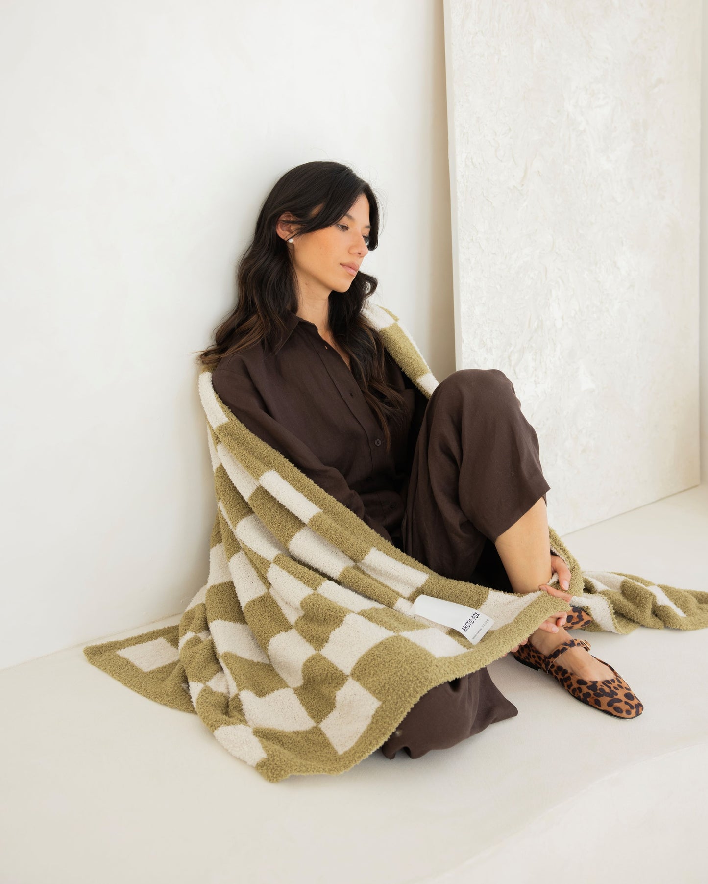 THE TEDDY THROW | KHAKI BEIGE