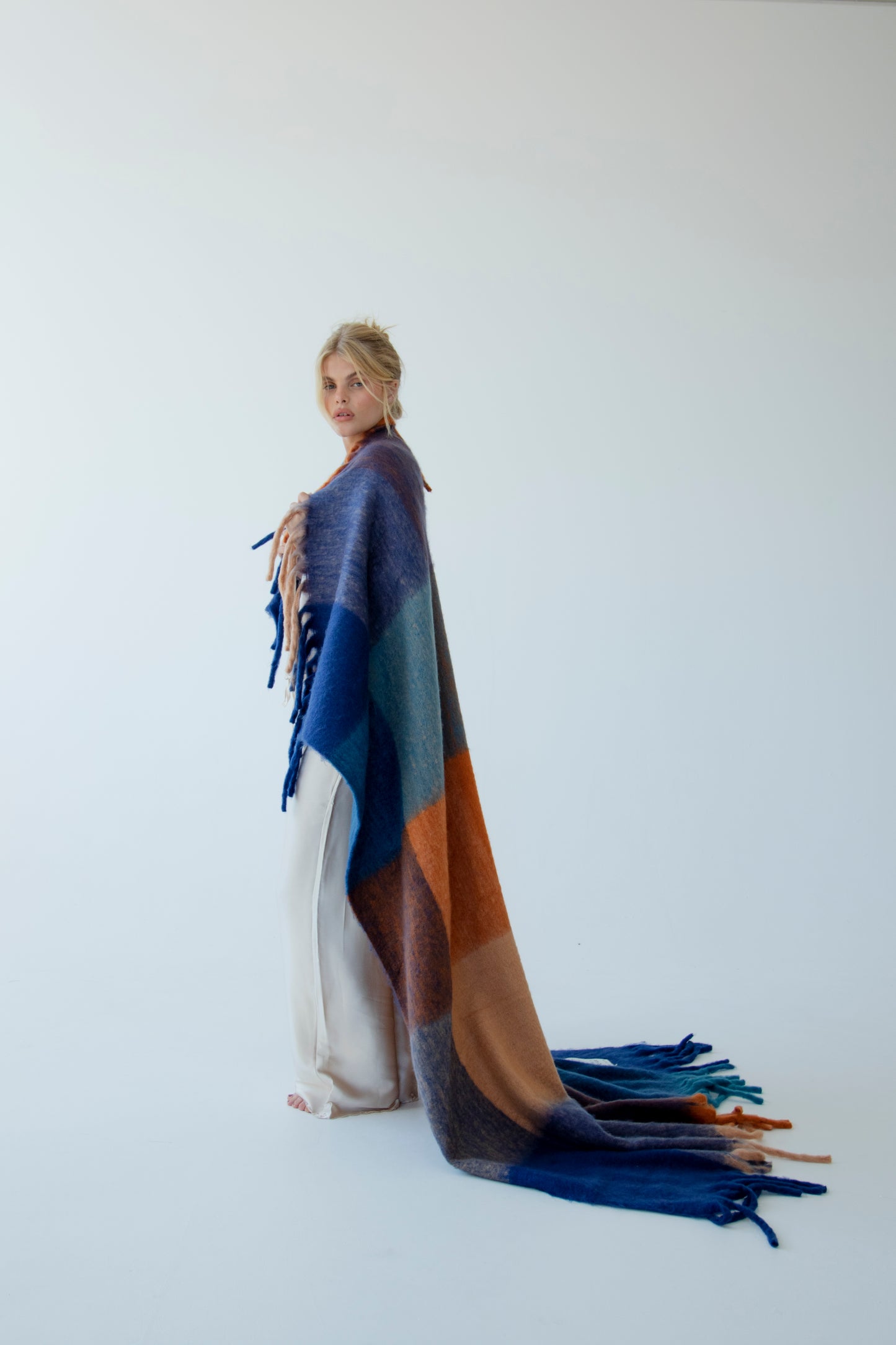 THE REYKJAVIK THROW | TOKYO LIGHTS - BACK IN STOCK AUTUMN!