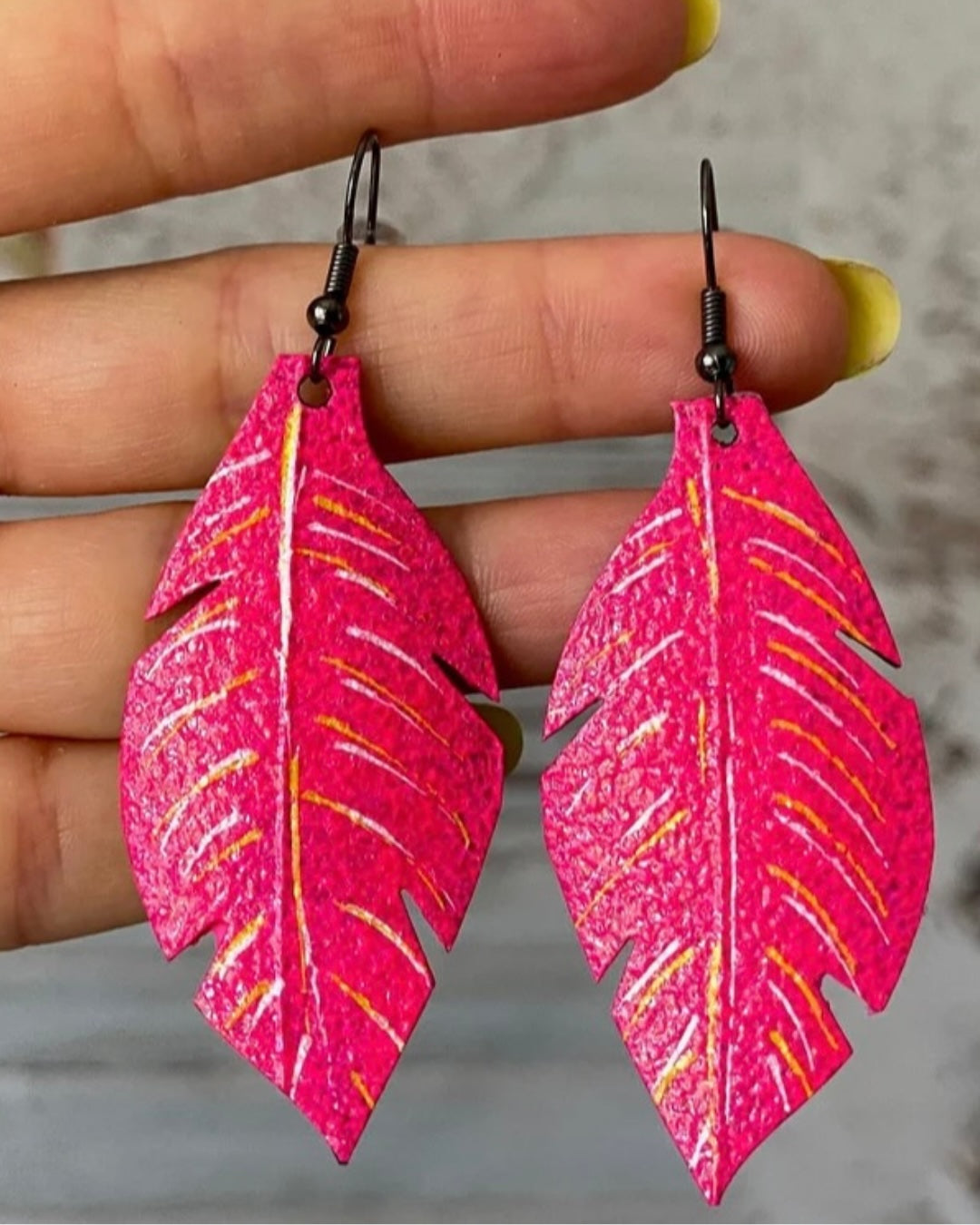 HANDCRAFTED STATEMENT EARRINGS | MAGENTA LEAF