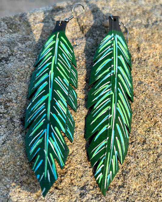 EARRINGS CRAFTED FROM INNER TUBES  | GREEN LEAF